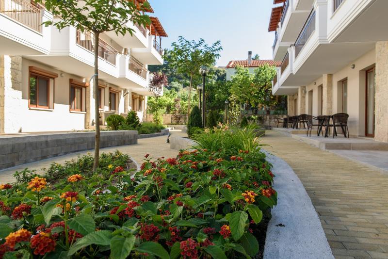 Apanemia By Flegra Hotels Пефкохори Екстериор снимка